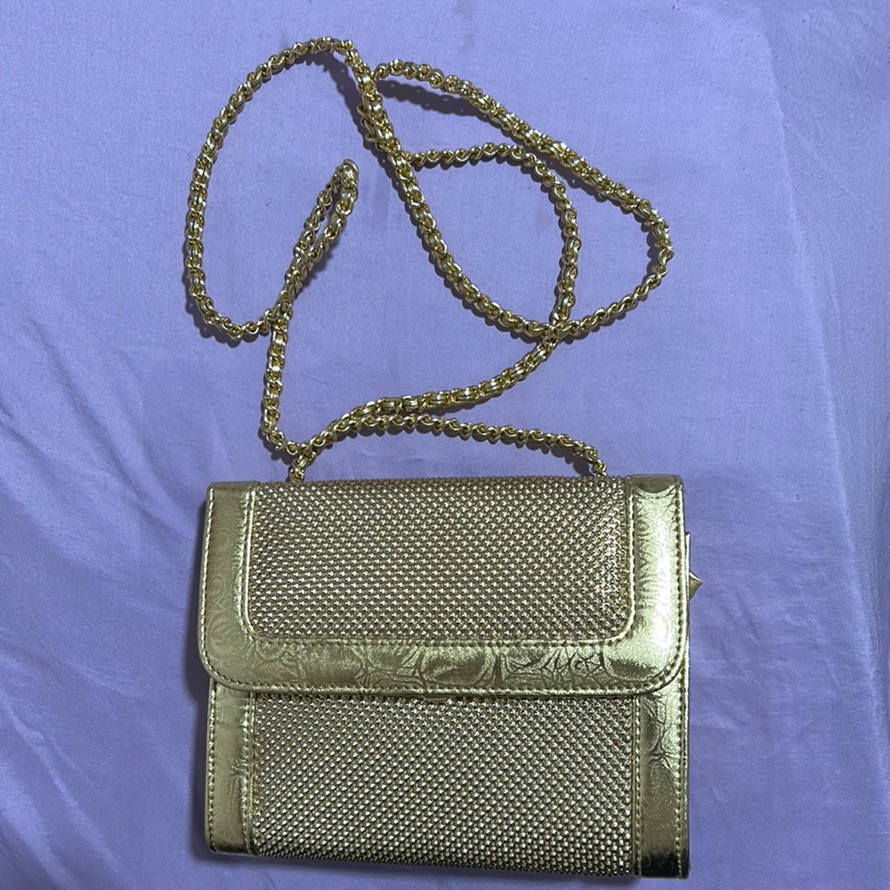 Vintage Whiting and Davis gold metal mesh bag clutch purse prom wedding formal